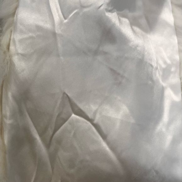 Luxurious Genuine Fur Scarf - Picture 6 of 11